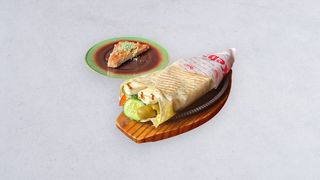 Tortilla wrap halloumi, baklawa orzechowa