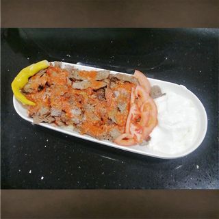 3. Искендер телешко месо + айрян