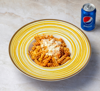 Pasta Napoletana + Pepsi