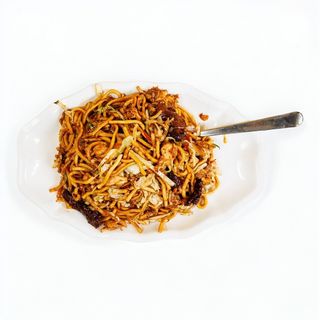 Domaći rezanci s tri vrste mesa