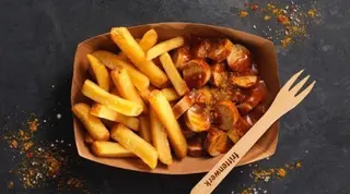 Curry wurst cu cartofi