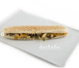 Bocadillo De Carne Picada