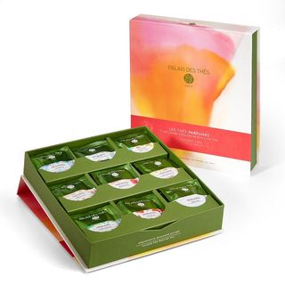 FRAGRANT TEA GIFT SET - 45 ცალი