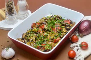 Oala cu grill de legume cu dressing aromat 1000gr