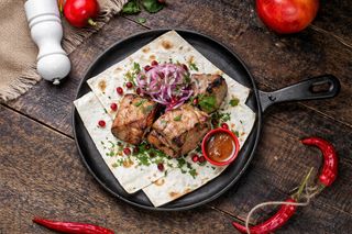Шашлик зі свинячого ошийка (100/30г)
