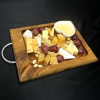 Асорті сирів (300г)