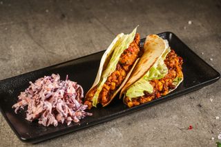 Тако с чили кон карне 400г