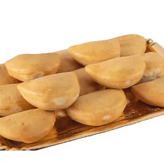 Vassoio 20 panzerottini,  pomodoro e mozzarella