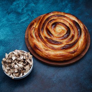 Domaća pita savijača sa pečurkama 1200g