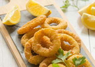 Ración De Calamares A La Romana (12 Uds.)