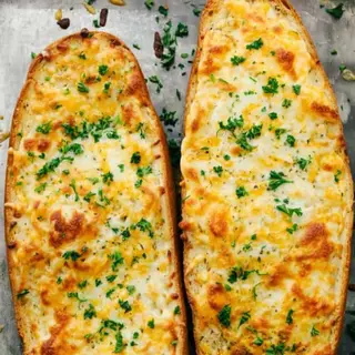 Pan de ajo y queso