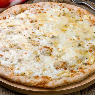 Pizza Quattro Formaggi