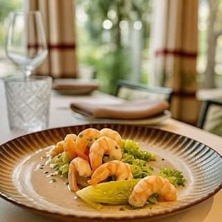 Cogollos rellenos de Gambas