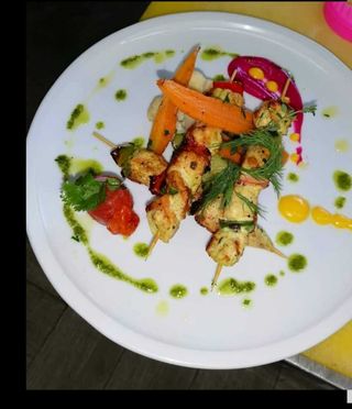 Plat Brochettes Poulet Mariné