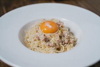 სპაგეტი კარბონარა