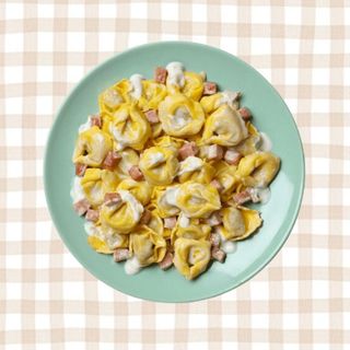 Tortellini Panna e Prosciutto