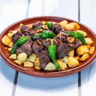 Dados de solomillo de vaca al ajo Tostado (300 gr.)