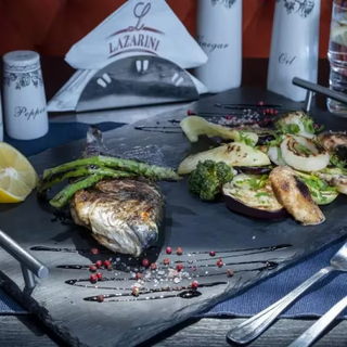 Dorada cu ghimbir și busuioc la cuptor