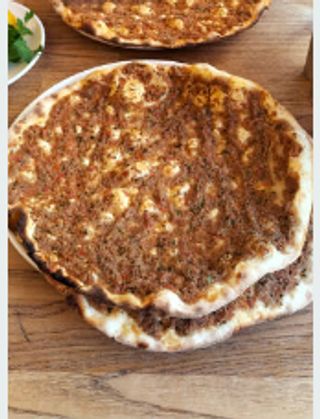 Lahmacun Mixto O Solo Carne