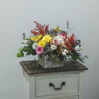 Caja flores colorida