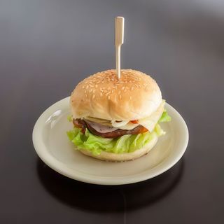 Hambúrguer de Frango no Pão