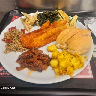 Piatto carne, 6 contorni, salsa