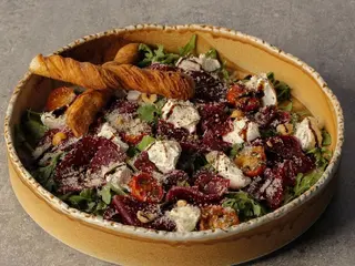 Салат з буряком та лабне (250g)