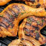 Pierna de pollo marinado