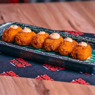 Croquetas de Chicharrones