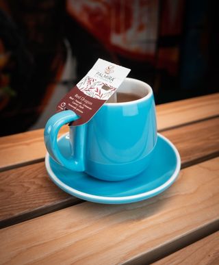 Чорний чай з собою