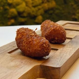 Croquetas Melosas de Jamón. 2u