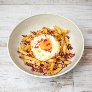 Huevos rotos con jamón