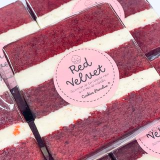 Bizcocho Red Velvet Con Crema De Vainilla (Porción)