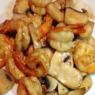 Gambas Con Champiñones