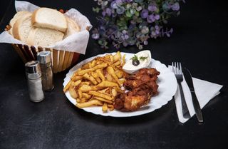 Cartofi cu aripioare si paine