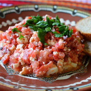 Салата Топеница (350г)