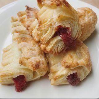 Chicharrón Con Dulce de Guayaba