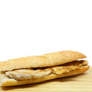 Bocadillo De Pollo A La Plancha