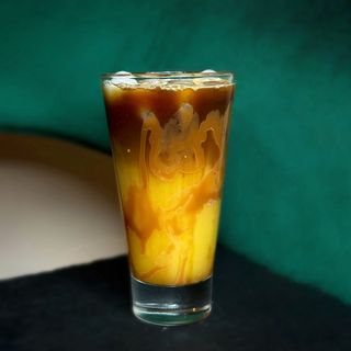 Джміль б/а 350 мл.