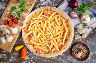 Pizza Chicken medie + Clatite + Coca Cola