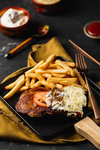 უკრაინული კარეიკა გარნირით