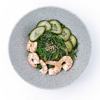 ENSALADA EBI GOMA WAKAME