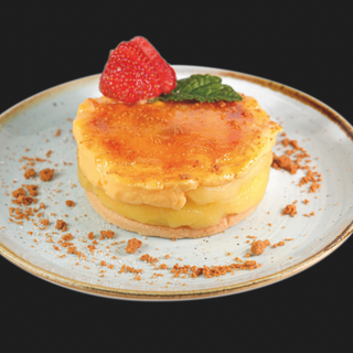 Tarta de Manzana con crema Catalana