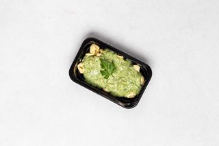 Tortellini mięsne z sosem spinaci 400g