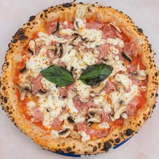 Signature Pizza Regina