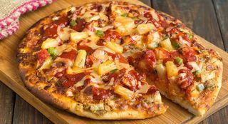 Chicken Hawaiian Ensufu Pizza Large