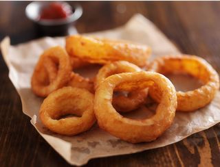 13. Ración De Aros De Cebolla (8uds.)