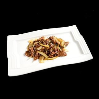 MANZO CIPOLLA E ZENZERO