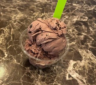 Helado Chocolate con nueces