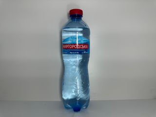 Мінеральна вода Миргородська сильногазована  (500мл)